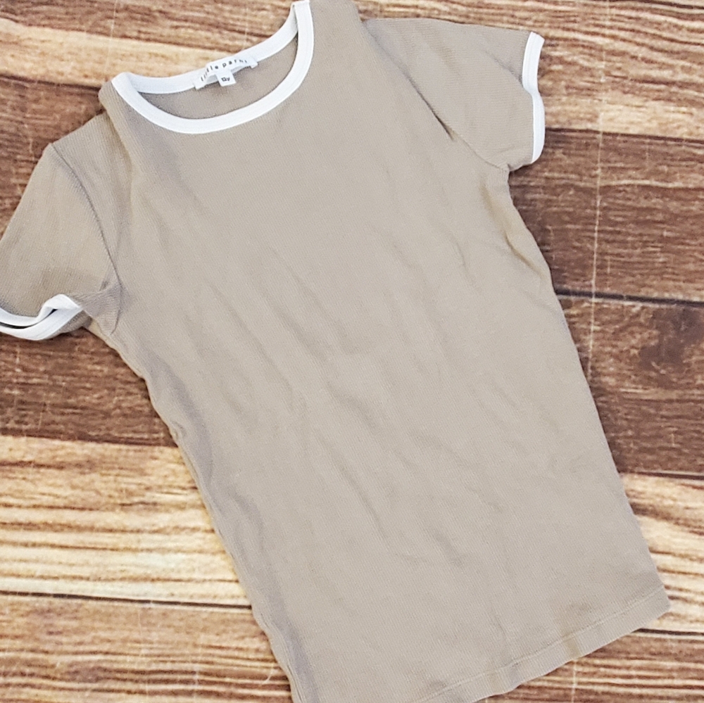 Little Parni beige short sleeve tshirt sz 10 or 12